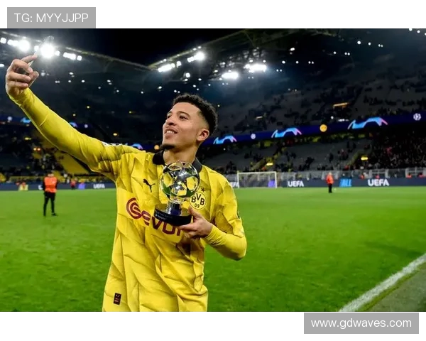 小贝林加盟多特仅三个月不满离队曼联有意引进他